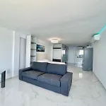 Torre Principado Seafront Studio